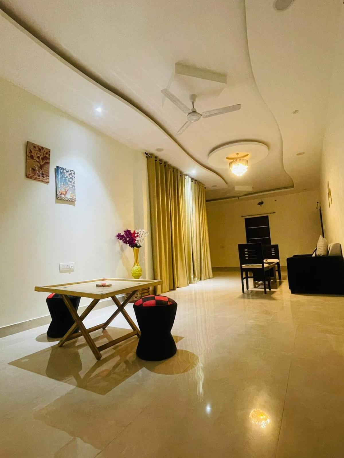 Atulyam Stays Sushant Golf City לקנאו מראה חיצוני תמונה